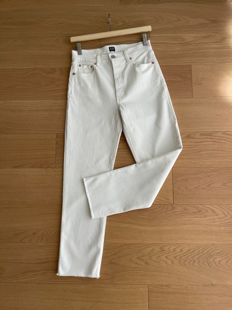 Spodnie off-white GAP, bawelna i elastan - S