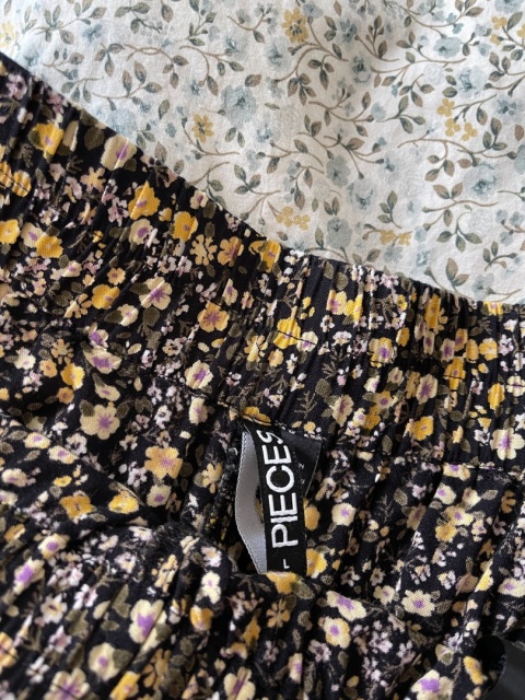 Spodnie na gumkę PIECES, wiskoza Ecovero - M/L