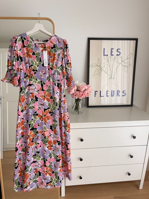 Sukienka NOBODY'S CHILD, wiskoza - M NOWA Z METKĄ