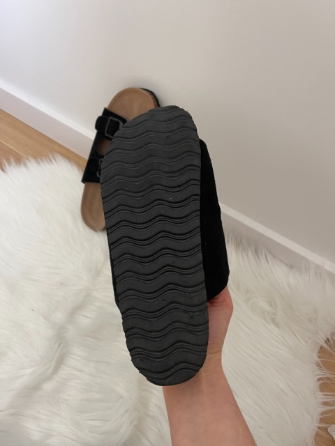 Zamszowe klapki sandały M&S - rozmiar 42 / wkładka 27 cm