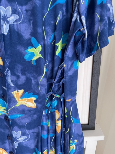 Sukienka VINTAGE z wiązaniami, wiskoza - XL