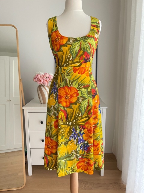 Sukienka vintage, wiskoza - M