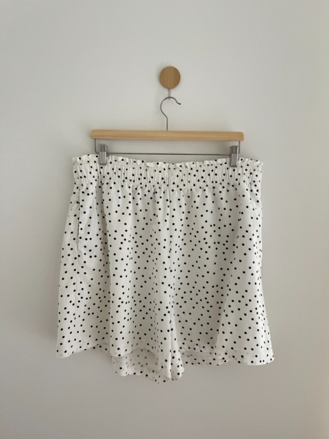 Spodenki w grochy, len i wiskoza - 3XL
