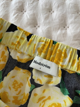 Spódnica midi Modström, wiskoza - S/M