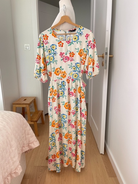Sukienka z wycięciami, wiskoza - XL/XXL