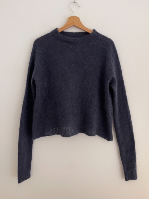 Granatowy sweter HANMDADE, wełna - S/M