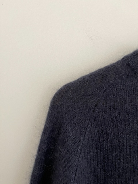Granatowy sweter HANMDADE, wełna - S/M