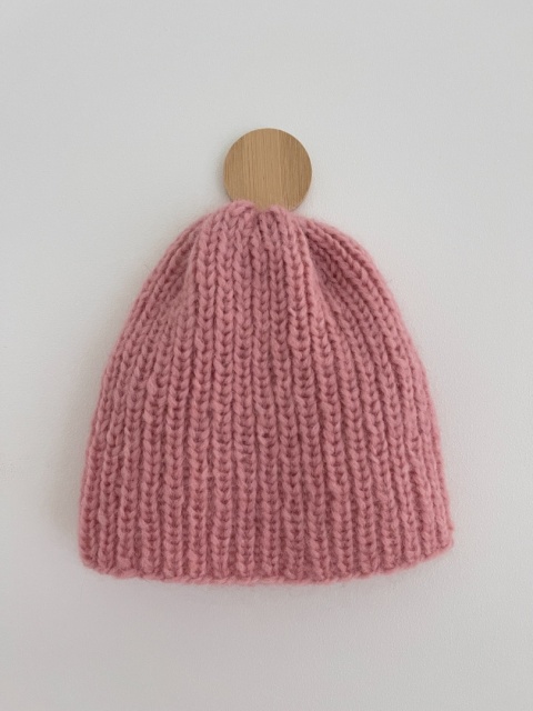 Wełniana czapka handmade