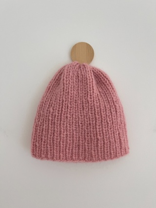 Wełniana czapka handmade