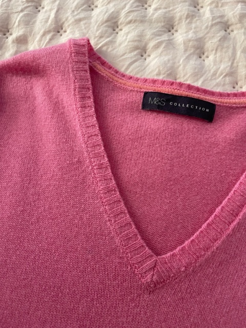Rózowy sweter M&S, 100% wełna - M/L