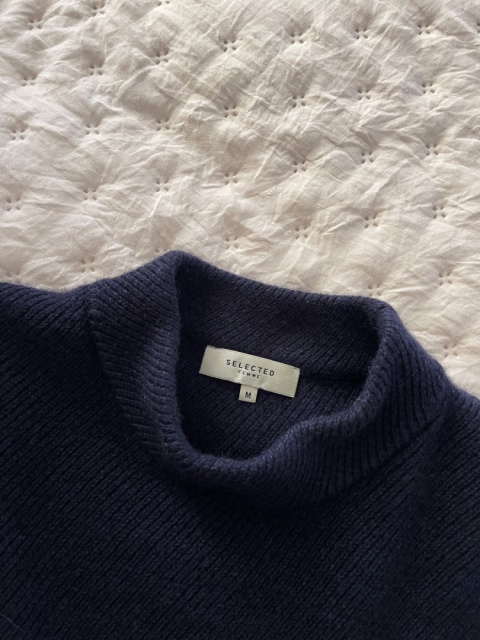 Sweter SELECTED FEMME, 60% wełna - M/XL