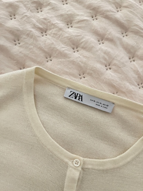 Kremowy longsleeve ZARA, 50% wełna - XL
