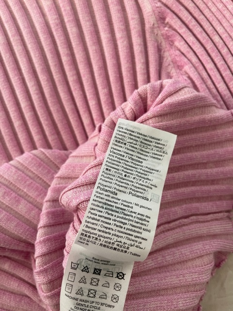 Sweter GINA TRICOT, 70% wiskoza - L