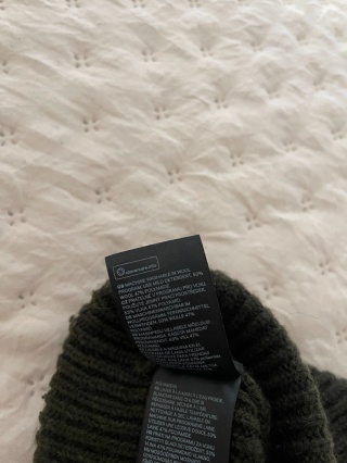 Czapka H&M, 53% wełna